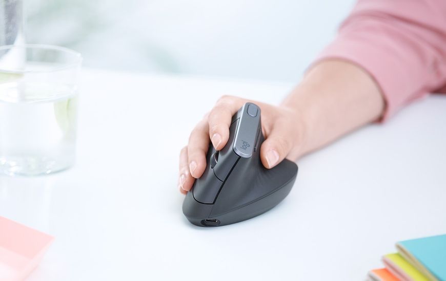 Мышь Logitech MX Vertical (910-005447, 910-005448) 910-005448 фото