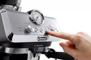 Рожковая кофеварка эспрессо Delonghi La Specialista Arte EC 9155.MB EC 9155.MB фото