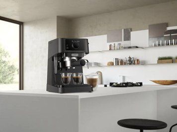 Ріжкова кавоварка еспресо Delonghi EC 230.BK EC 230.BK фото